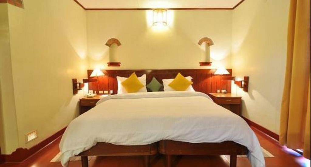 Bth Sarovaram Kochi Bilik gambar