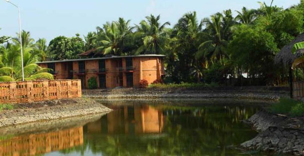 Bth Sarovaram Kochi Luaran gambar