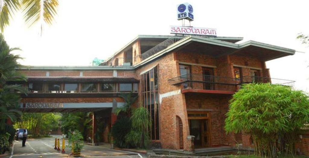 Bth Sarovaram Kochi Luaran gambar