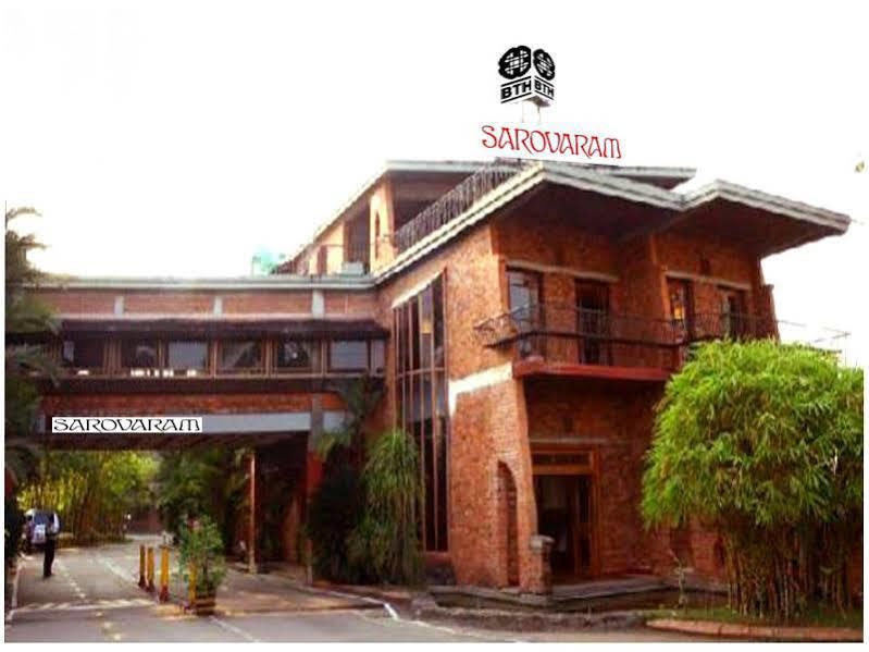 Bth Sarovaram Kochi Luaran gambar